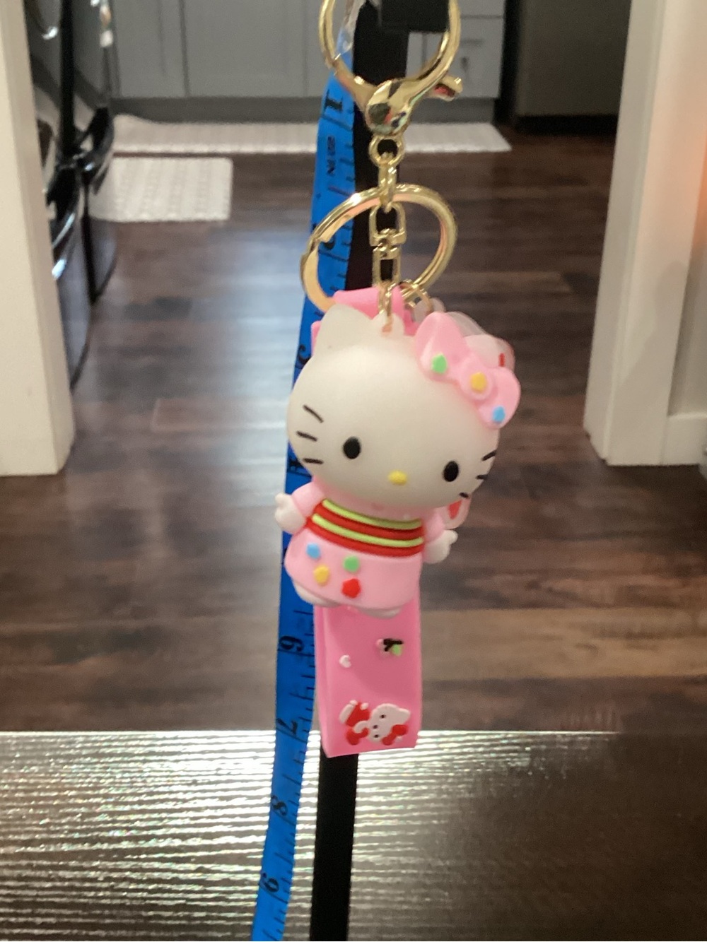 NWOT - Hello Kitty - Pink Keychain - Brand New Never Used! FREE GIFT!